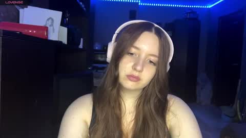 Snapshot of sassy_touch_heat_x3 chatting on 09/22/25, 05:48 Marmulka or Mary online show from 09/22/25, 05:48