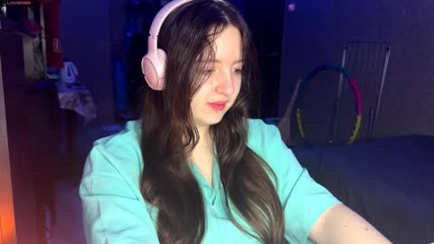 Snapshot of sassy_touch_heat_x3 chatting on 11/06/25, 05:25 Marmulka or Mary online show from 11/06/25, 05:25