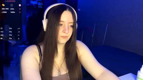 Snapshot of sassy_touch_heat_x3 chatting on 12/01/25, 06:35 Marmulka or Mary online show from 12/01/25, 06:35