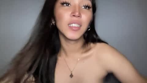 Snapshot of sassy_yourgirlxxxx chatting on 02/22/26, 12:34 Sassygirl online show from 02/22/26, 12:34