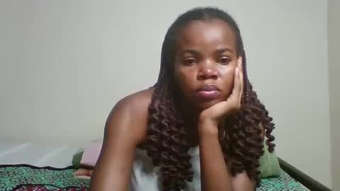 Snapshot of sassybrown26 chatting on 11/27/25, 10:39 sassy online show from 11/27/25, 10:39