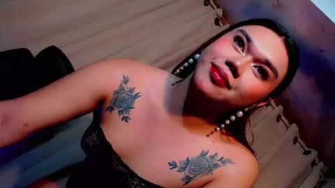 Snapshot of sassyffyra69 chatting on 09/30/25, 07:41 MARIO LABO online show from 09/30/25, 07:41