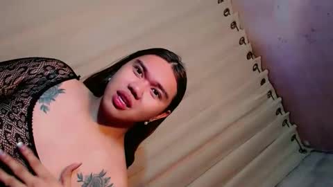 Snapshot of sassyffyra69 chatting on 02/05/26, 03:33 MARIO LABO online show from 02/05/26, 03:33