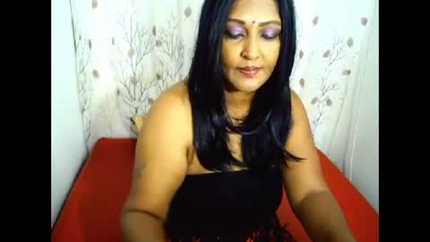 sassyindian00 online show from 12/27/24, 07:46