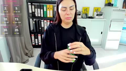 Snapshot of sassytiff chatting on 10/29/25, 11:45 sassytiff online show from 10/29/25, 11:45