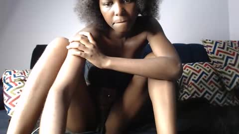 Snapshot of sassyvece12 chatting on 11/28/25, 12:46 Sassy online show from 11/28/25, 12:46