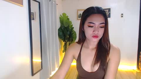 Thessavageee online show from 01/27/25, 07:56