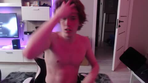 Snapshot of sat1sfaction chatting on 02/15/26, 09:11 Kristof online show from 02/15/26, 09:11