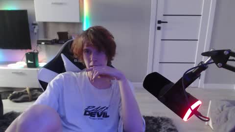 Snapshot of sat1sfaction chatting on 03/08/26, 07:45 Kristof online show from 03/08/26, 07:45