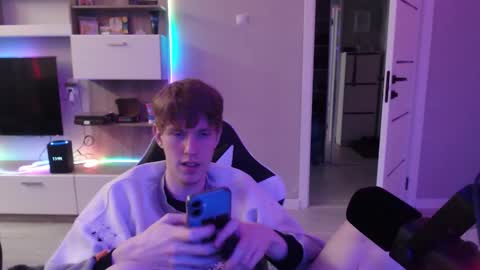 Snapshot of sat1sfaction chatting on 03/10/26, 08:41 Kristof online show from 03/10/26, 08:41