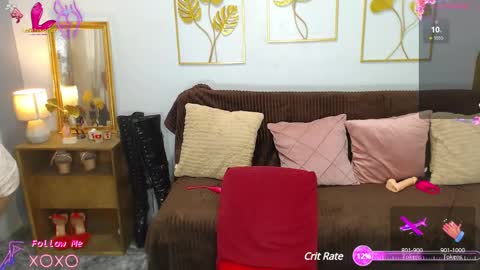 Snapshot of satiable_sashax chatting on 01/12/25, 10:22 Sasha online show from 01/12/25, 10:22