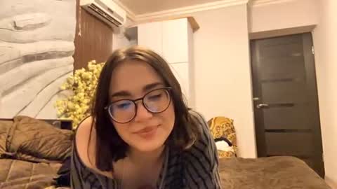 Ava online show from 06/27/26, 05:29