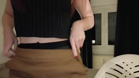 Snapshot of satin_sin chatting on 02/22/26, 06:39 Lori online show from 02/22/26, 06:39