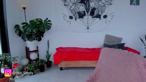 Snapshot of satomimori chatting on 11/24/25, 03:45 im Jessi Independet Model online show from 11/24/25, 03:45