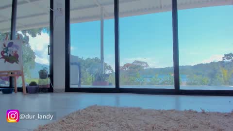 Snapshot of satomimori chatting on 12/15/25, 02:54 im Jessi Independet Model online show from 12/15/25, 02:54