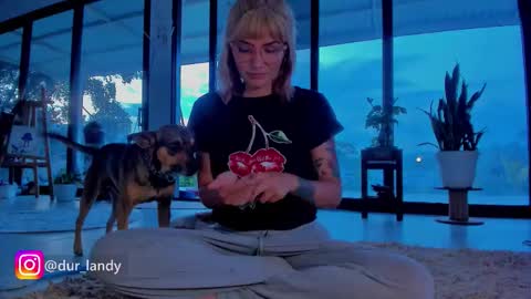 Snapshot of satomimori chatting on 02/05/26, 10:47 im Jessi Independet Model online show from 02/05/26, 10:47