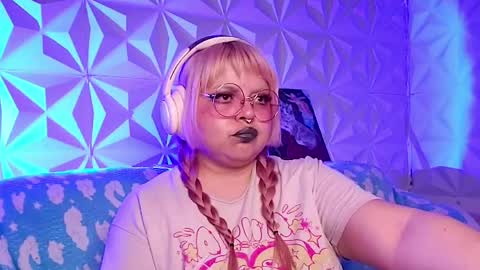 Gina George online show from 04/29/26, 02:37