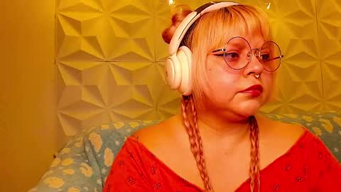 Gina George online show from 05/10/26, 10:15