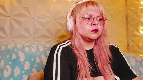 Gina George online show from 05/12/26, 01:14