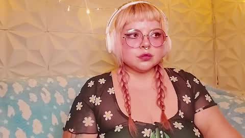 Gina George online show from 05/17/26, 12:30