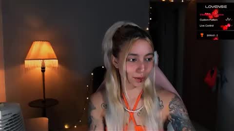 Snapshot of saucy_jenn1 chatting on 01/16/25, 03:56 I AM JENN  online show from 01/16/25, 03:56