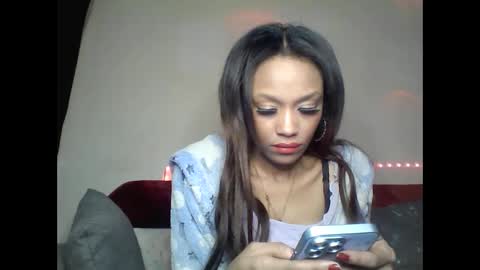 Snapshot of saucy_shanice chatting on 02/27/25, 01:48 Shaniiice online show from 02/27/25, 01:48