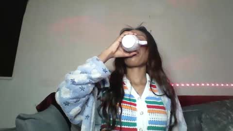 Snapshot of saucy_shanice chatting on 03/08/25, 07:20 Shaniiice online show from 03/08/25, 07:20