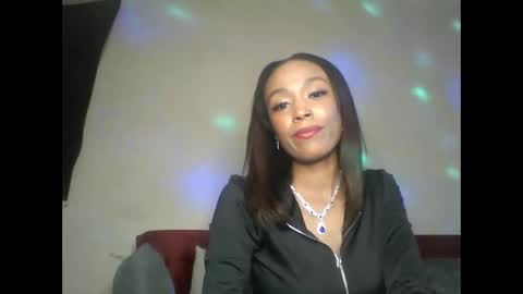 Snapshot of saucy_shanice chatting on 09/20/25, 09:49 Shaniiice online show from 09/20/25, 09:49