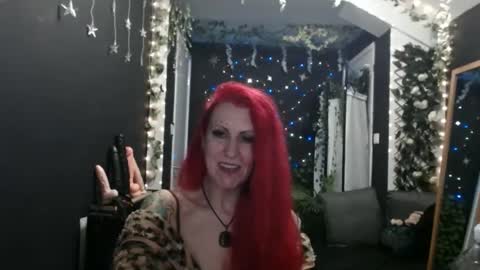 SaucySky online show from 01/26/25, 01:20