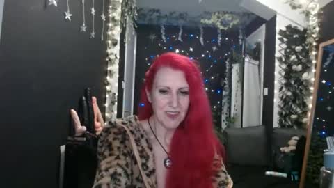 SaucySky online show from 01/28/25, 01:08