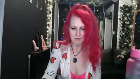 SaucySky online show from 02/06/25, 01:38