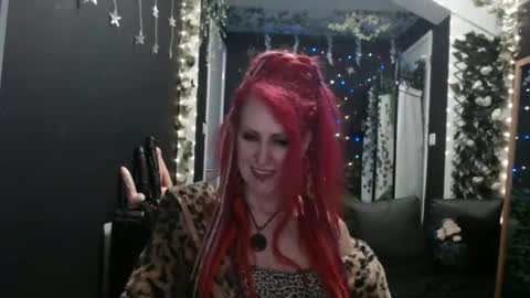 SaucySky online show from 02/08/25, 12:28