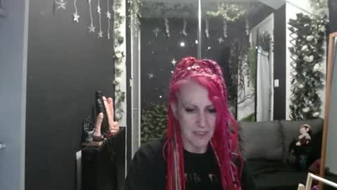 SaucySky online show from 09/28/25, 07:14