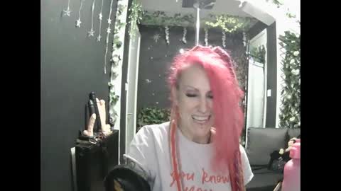 SaucySky online show from 01/17/26, 12:37