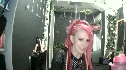 SaucySky online show from 04/25/26, 11:02