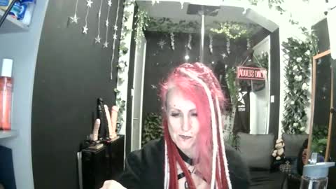 SaucySky online show from 05/06/26, 09:20