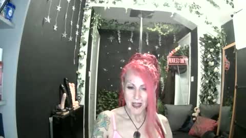 SaucySky online show from 05/30/26, 07:55