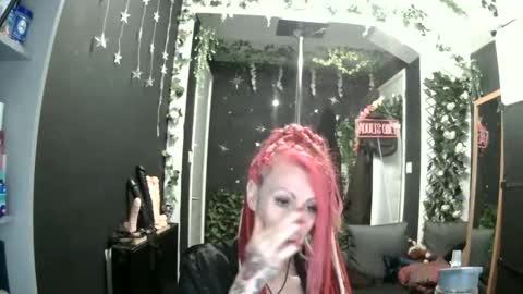 SaucySky online show from 05/31/26, 07:59
