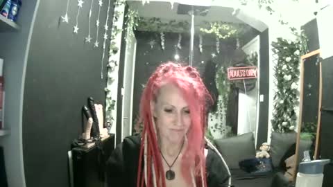 SaucySky online show from 06/11/26, 09:57