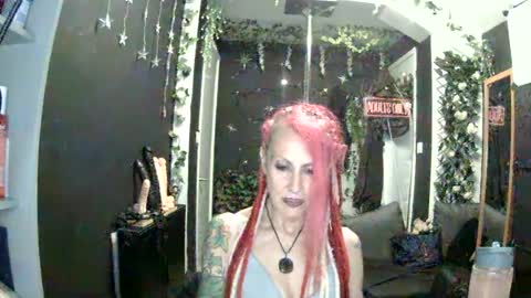 SaucySky online show from 06/15/26, 08:55