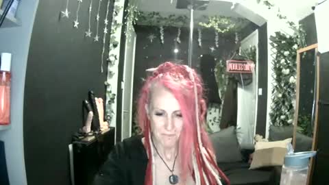 SaucySky online show from 06/18/26, 10:14