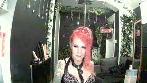 SaucySky online show from 06/23/26, 06:50