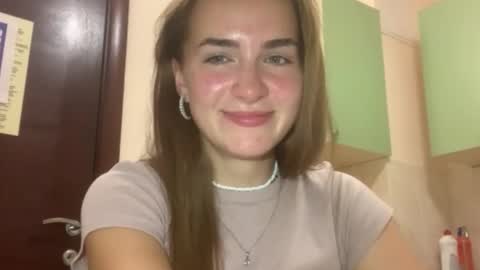 Snapshot of saundrayeeloy chatting on 09/11/25, 05:35 Martha online show from 09/11/25, 05:35
