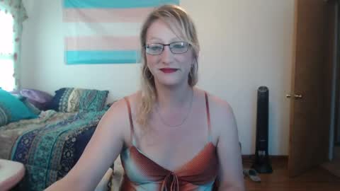 Snapshot of savanah_banana chatting on 05/29/26, 09:35 Savanah online show from 05/29/26, 09:35
