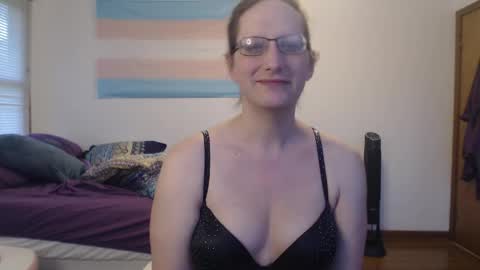 Snapshot of savanah_banana chatting on 06/03/26, 10:18 Savanah online show from 06/03/26, 10:18