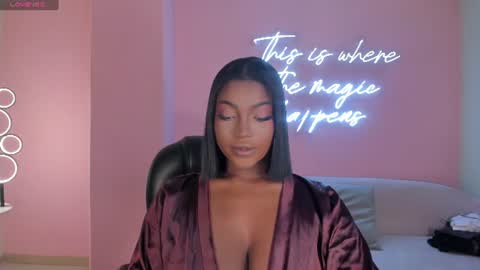 S a v a n n a h  online show from 06/18/26, 11:58