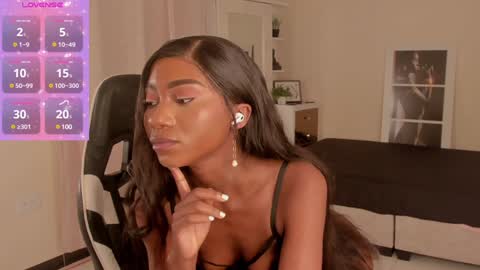 Snapshot of savannahwildee chatting on 12/14/24, 08:18 Savannahwildee online show from 12/14/24, 08:18