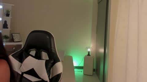 Snapshot of savannahwildee chatting on 03/02/25, 02:32 Savannahwildee online show from 03/02/25, 02:32