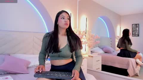 Snapshot of savina_ricci chatting on 06/24/26, 03:16 savina_ricci online show from 06/24/26, 03:16