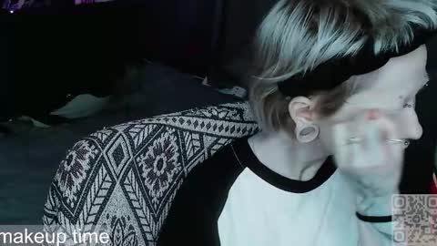 pronoun she. name Mary. age 21. online show from 05/11/26, 04:59